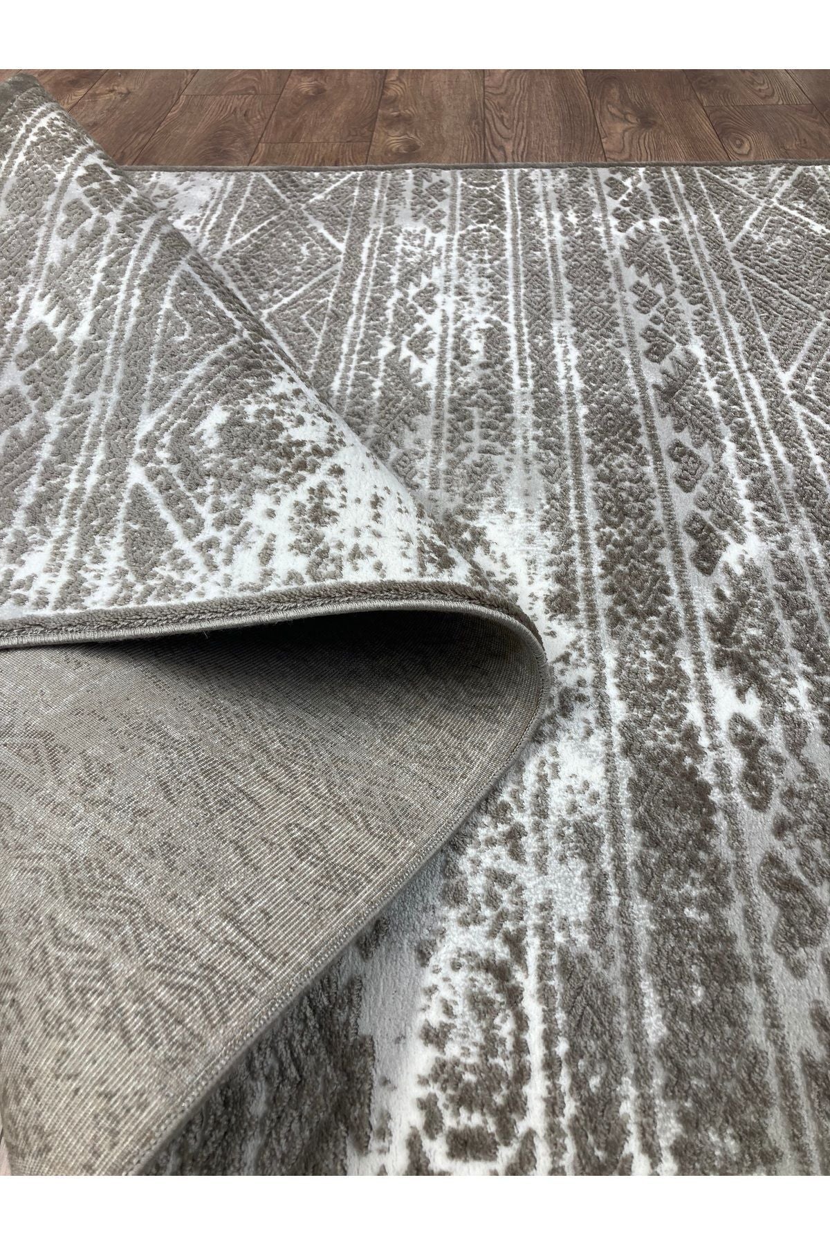 Laura Koleksiyonu Bej 4 Metrekare 150x230cm %100 Akrilik Iplik Saçaksız Makine Dokuma Salon Mutfak Yatak Odası Halısı