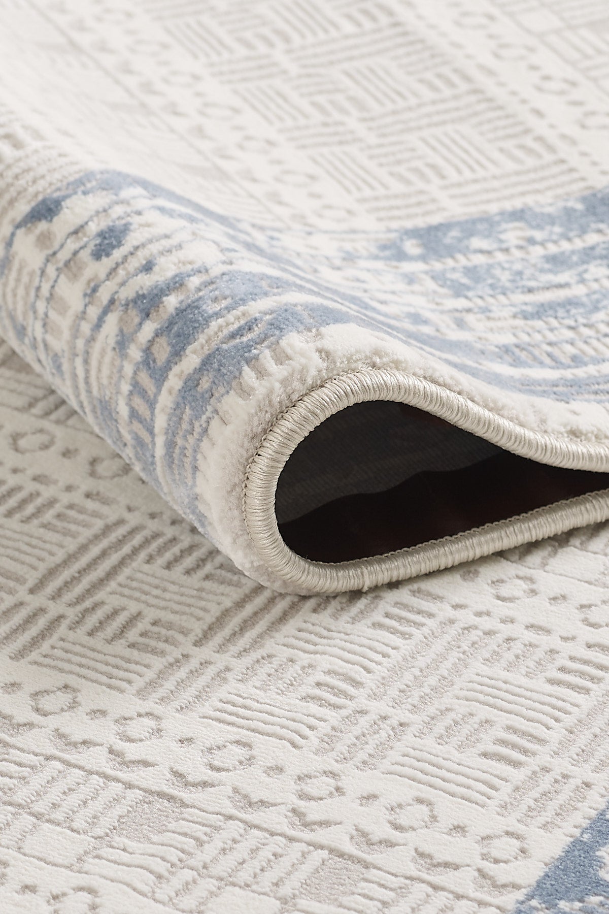 Toscana Koleksiyonu 3.5m² 150x230cm Krem-mavi Renk Polyester Iplik Düz Saçaklı Makine Dokuma Halı - Ottofis Halı