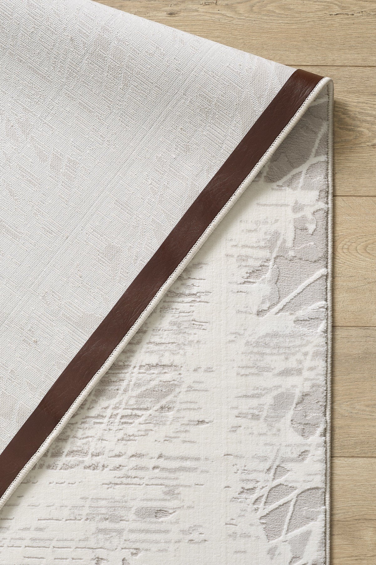 Ottofis Toscana Koleksiyonu 3.5m² 150x230cm Gri-krem Renk Düz Saçaklı Makine Dokuma Halı - Ottofis Halı