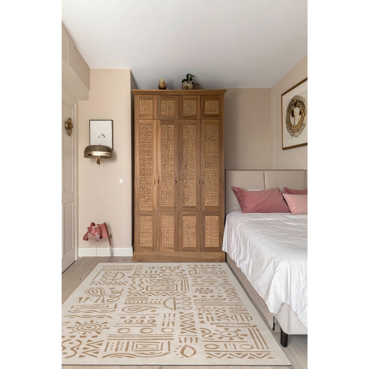 FR216 Modern Geometrik Desenli Dijital Baskı Salon Halısı – Kaymaz Taban Yıkanabilir Dekoratif Halı