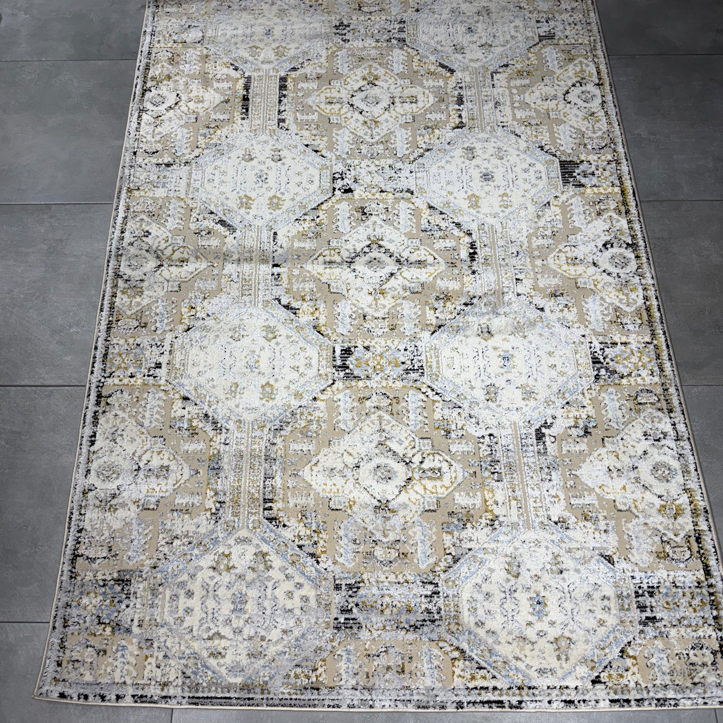 Impressive Koleksiyonu 4 Metrekare Klasik Desenli Salon Mutfak Yatak Odası Halısı - Ottofis Halı